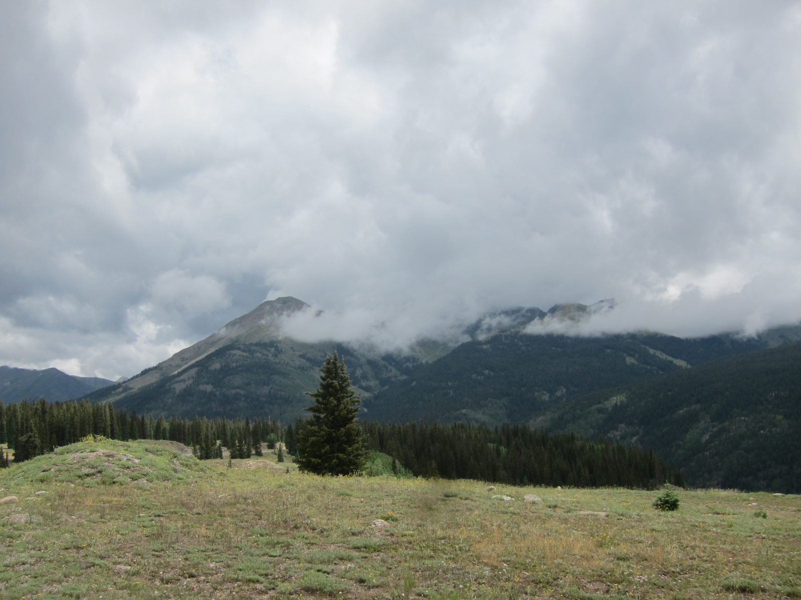 A lot of "vistas" that weren't there, because of the clouds.